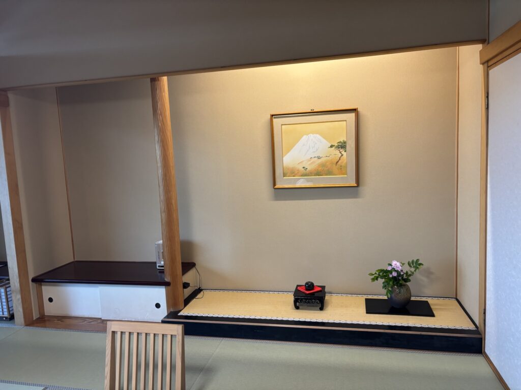 客室の床の間（月岡温泉 白玉の湯 泉慶）